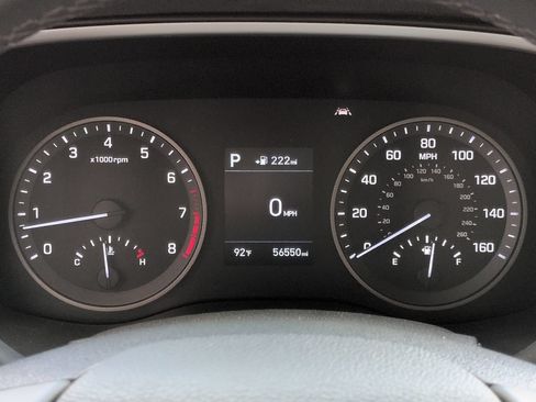 Used 2020 Hyundai Tucson Limited FWD image 28