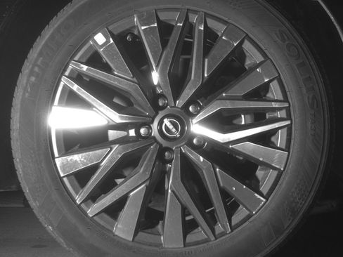 Used 2025 Nissan Altima 2.5 SV FWD image 13