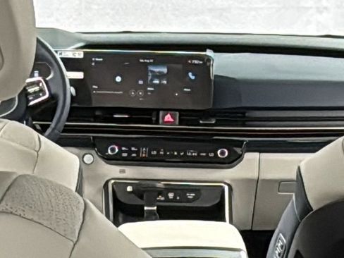 New 2026 Kia Carnival SX Prestige FWD image 19