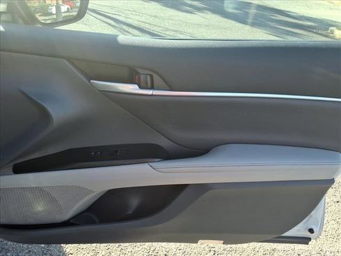 Used 2024 Toyota Camry XSE image 16
