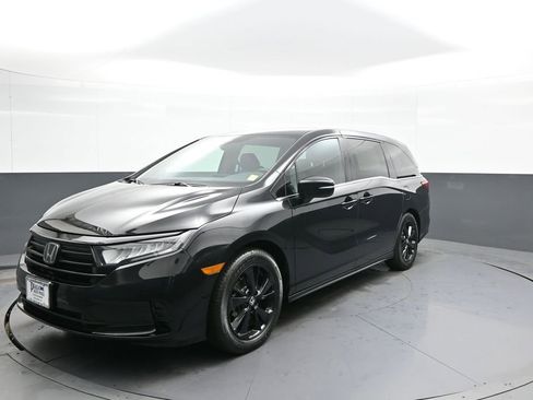 Certified 2023 Honda Odyssey Sport image 1