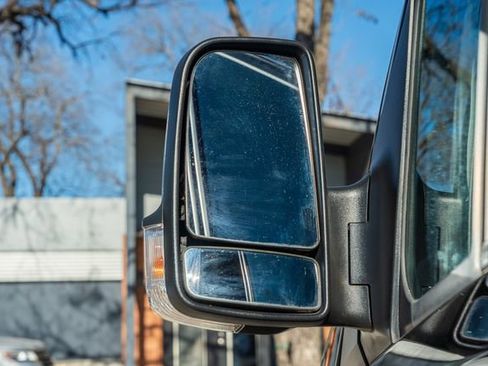 Used 2016 Mercedes-Benz Sprinter 3500 image 11