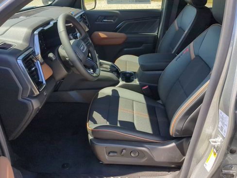 New 2026 GMC Canyon AT4 w/ Nightfall Essentials Package AWD/4WD image 14