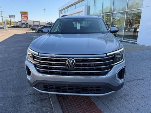 New 2026 Volkswagen Atlas SE AWD/4WD image 2