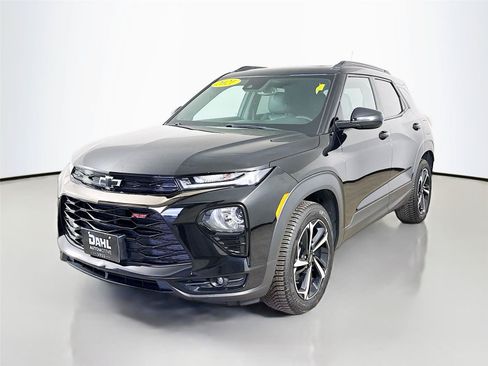 Used 2021 Chevrolet TrailBlazer RS w/ Sun and Liftgate Package AWD/4WD image 4