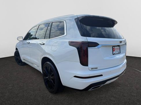 Used 2020 Cadillac XT6 Premium Luxury FWD image 6