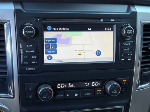 Used 2016 Nissan Titan SL RWD image 21