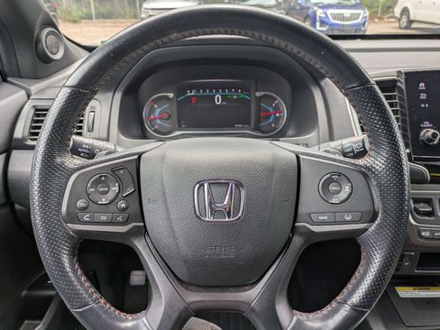 Used 2022 Honda Pilot TrailSport image 23