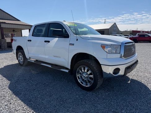 Used 2012 Toyota Tundra SR5 ~LEVELED~ w/ Tow Pkg image 5