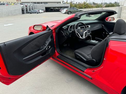 Used 2015 Chevrolet Camaro LT image 35