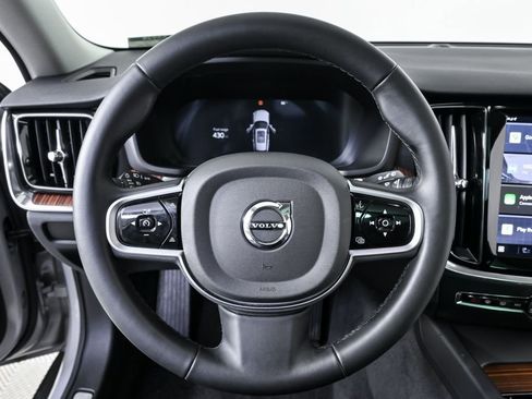 Certified 2025 Volvo V60 B5 Cross Country Plus image 10