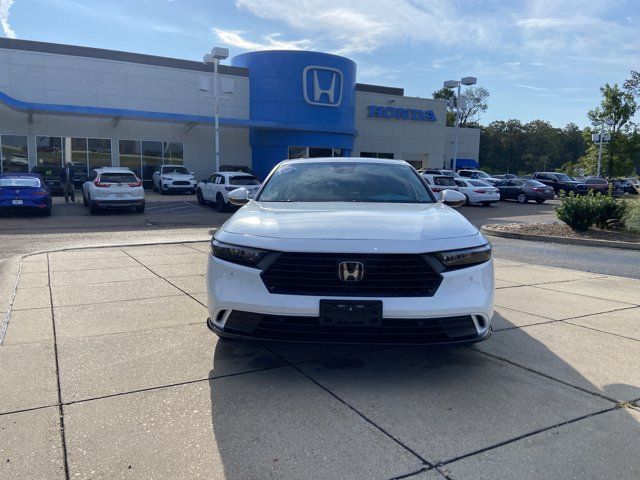 Used 2025 Honda Accord EX-L image 3