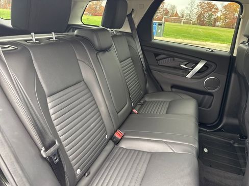 New 2025 Land Rover Discovery Sport S image 18