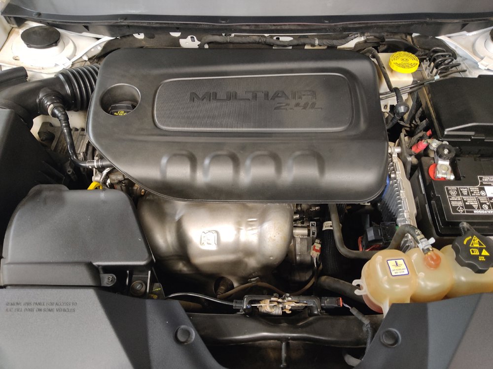 Used 2021 Jeep Cherokee Latitude AWD/4WD image 30