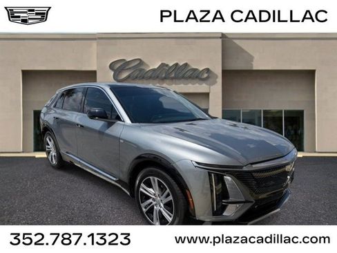 Certified 2024 Cadillac Lyriq Tech AWD/4WD image 1