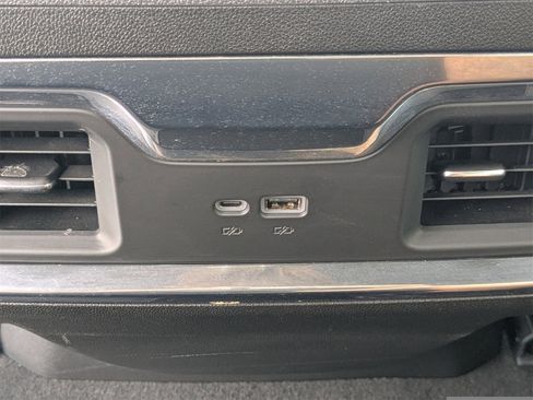 Used 2024 Chevrolet Silverado 2500 LTZ image 14