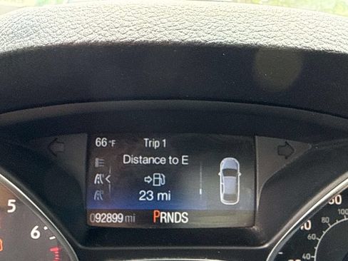 Used 2018 Ford Escape SEL FWD image 19