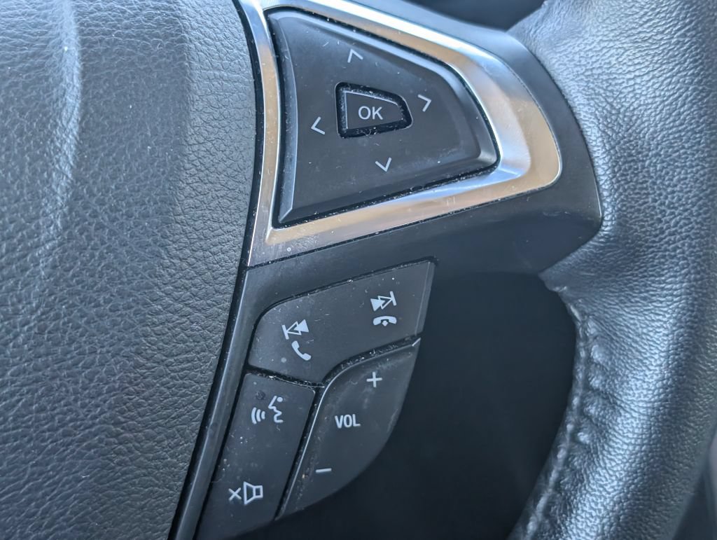 Used 2020 Ford Edge SEL w/ Convenience Package FWD image 13