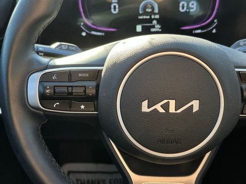 Used 2025 Kia Sportage EX image 21
