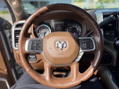Used 2019 RAM 2500 Laramie AWD/4WD image 6