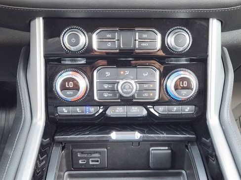 Used 2021 GMC Yukon Denali AWD/4WD image 19
