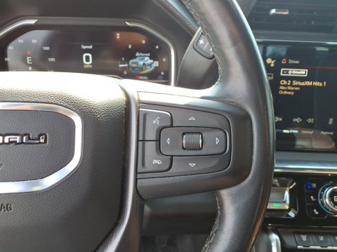 Used 2024 GMC Sierra 2500 Denali Ultimate AWD/4WD image 12