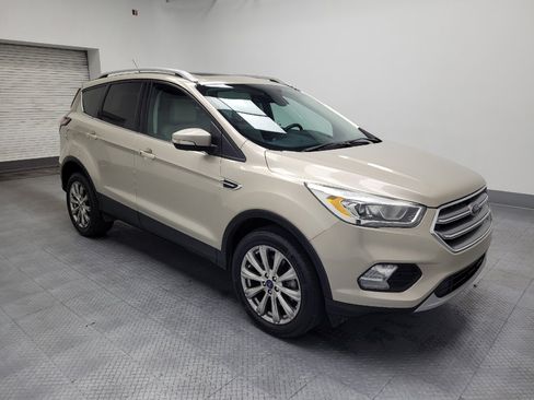 Used 2017 Ford Escape Titanium image 11