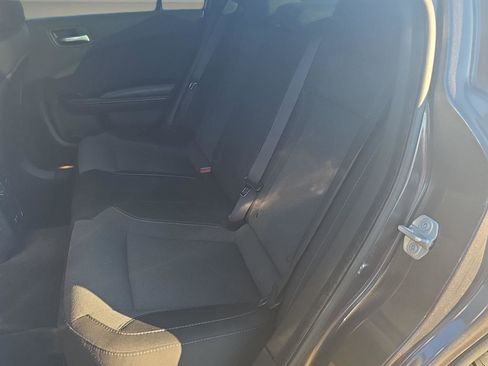 Used 2019 Dodge Charger SXT image 36