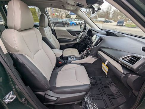 Used 2023 Subaru Forester Limited image 24