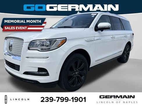 Used 2024 Lincoln Navigator Reserve AWD/4WD image 1