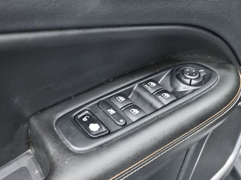 Used 2020 Jeep Compass Latitude image 27