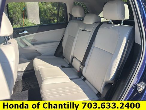 Used 2022 Volkswagen Tiguan SE AWD/4WD image 27