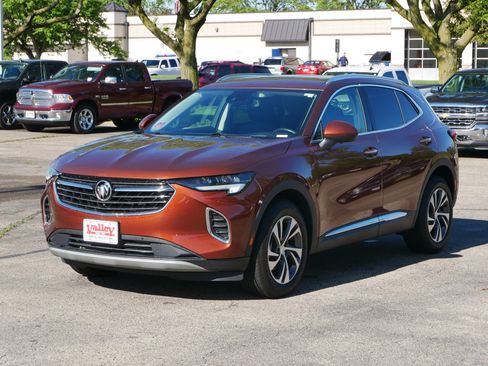 Used 2021 Buick Envision Essence w/ Technology Package I image 4