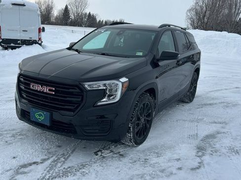 Certified 2023 GMC Terrain SLE w/ Driver Convenience Package image 8