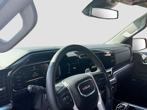 Used 2026 GMC Sierra 1500 SLT w/ SLT Premium Plus Package AWD/4WD image 9