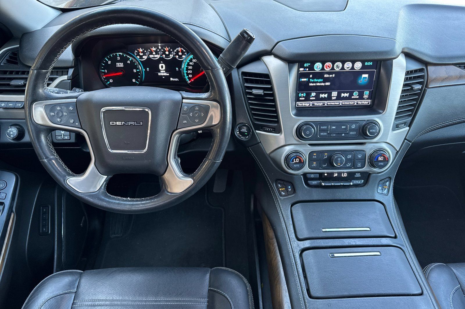 Used 2019 GMC Yukon Denali w/ Open Road Package AWD/4WD image 13
