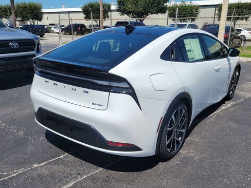 New 2026 Toyota Prius Plug-In Hybrid image 3