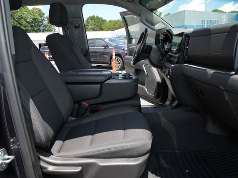 Used 2022 Chevrolet Silverado 1500 LT AWD/4WD image 35