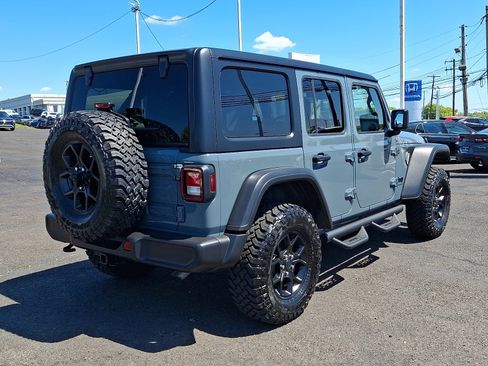 Used 2024 Jeep Wrangler Unlimited Sport AWD/4WD image 7