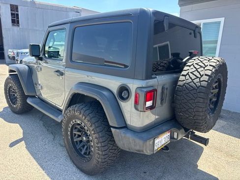 Used 2022 Jeep Wrangler Sport AWD/4WD image 7