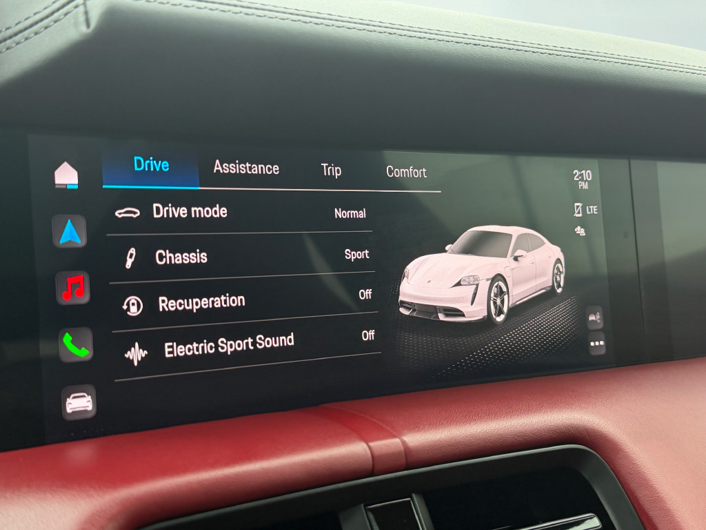 Used 2022 Porsche Taycan RWD image 19