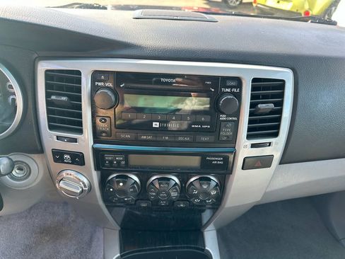 Used 2007 Toyota 4Runner Limited AWD/4WD image 13