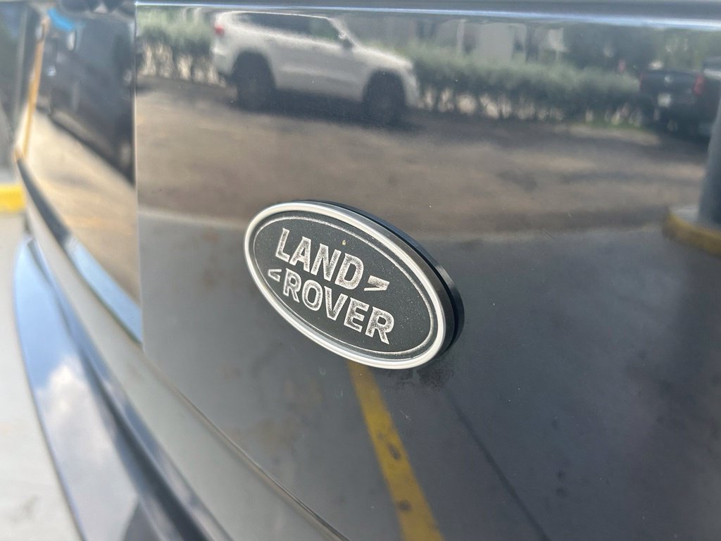 Used 2017 Land Rover Range Rover Supercharged AWD/4WD image 34
