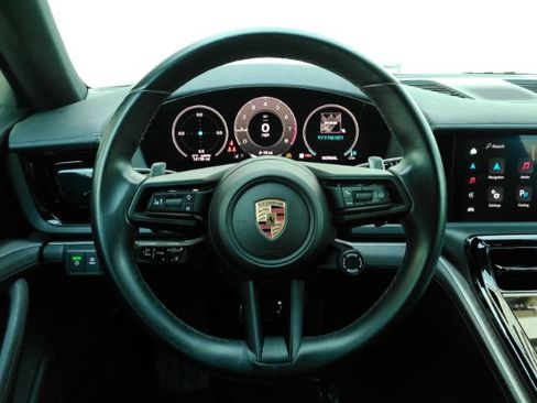 Used 2025 Porsche Panamera 4 AWD/4WD image 38