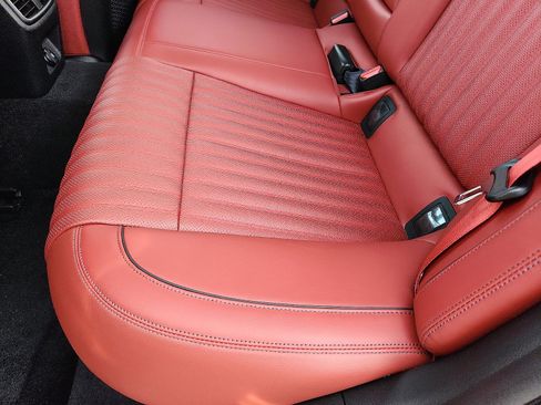 Used 2023 Genesis G70 2.0T w/ Sport Prestige Package image 27