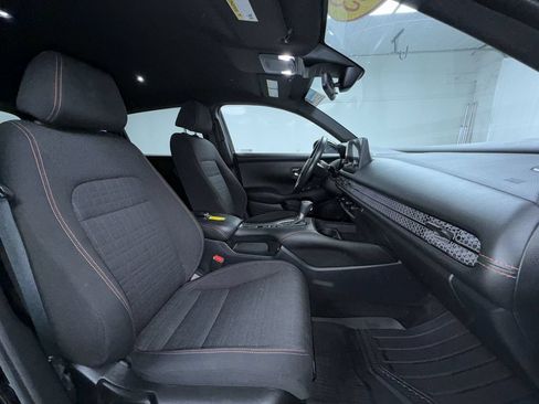 Used 2023 Honda HR-V Sport image 11