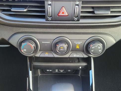 Used 2020 Kia Forte GT-Line w/ GT-Line Premium Package FWD image 34