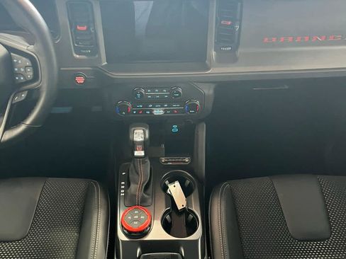 Used 2025 Ford Bronco Raptor AWD/4WD image 8