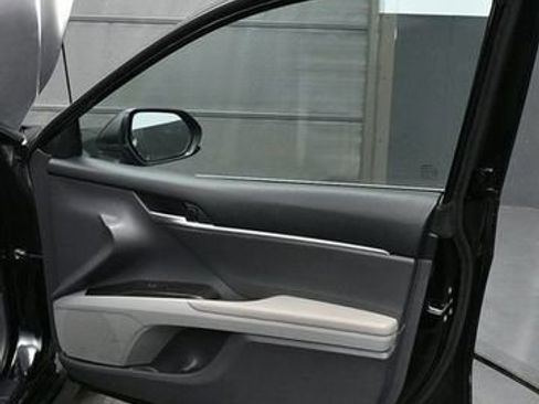 Used 2023 Toyota Camry LE FWD image 16