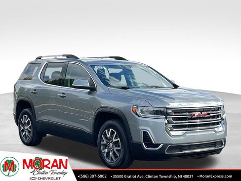 Certified 2023 GMC Acadia SLE w/ Driver Convenience Package image 7